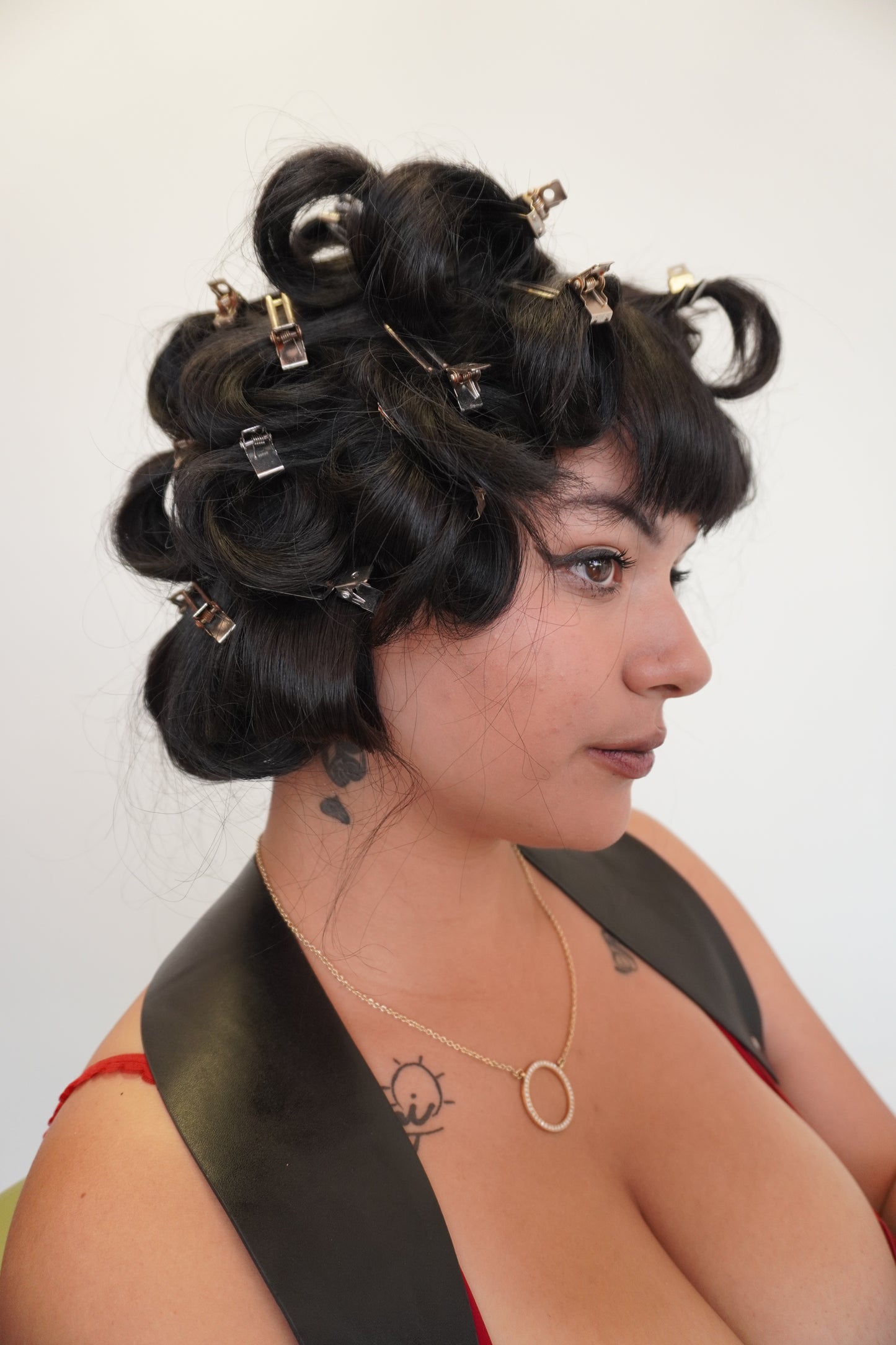 CHOLA INSPIRED PIN-CURLS